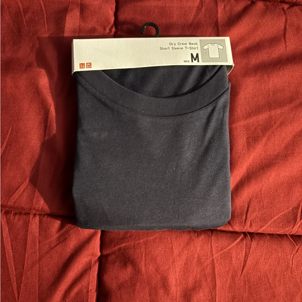 Navy blue t-Shirt